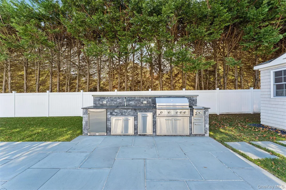 275 Mill Road Westhampton Beach, NY 11978