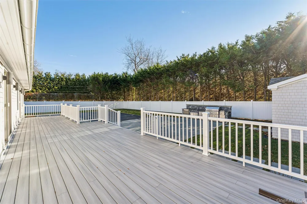 275 Mill Road Westhampton Beach, NY 11978