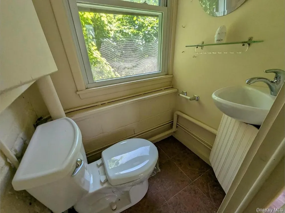4 The Lane Somers, NY 10589