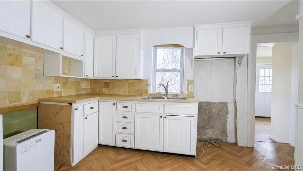 4 The Lane Somers, NY 10589