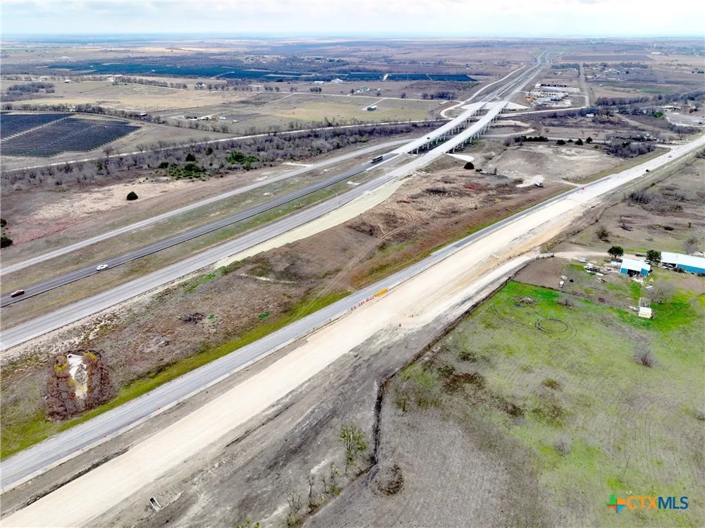27 E US 190 Rogers, TX 76569