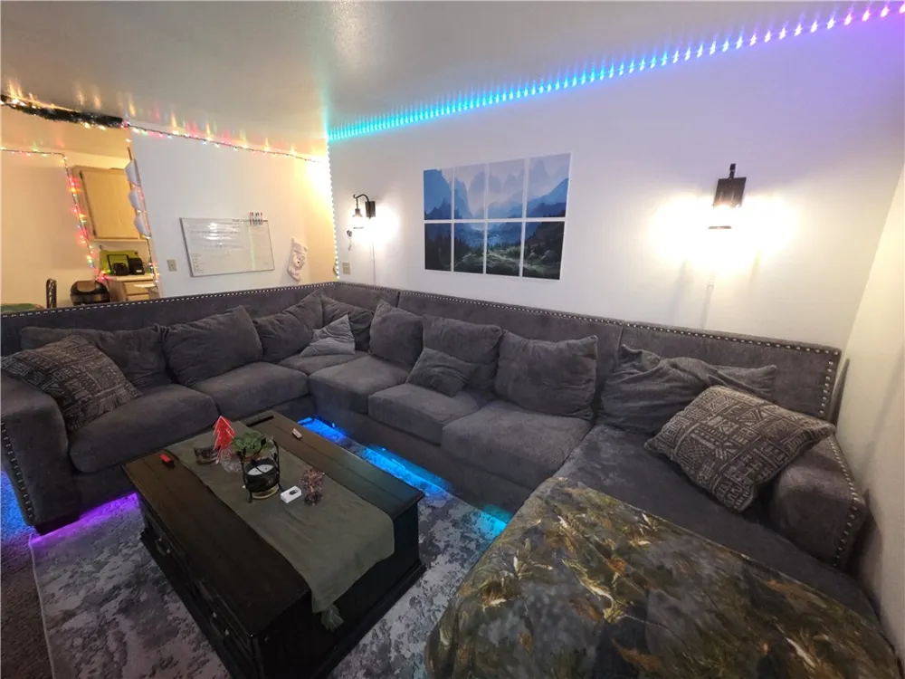577 North Street Corning, CA 96021