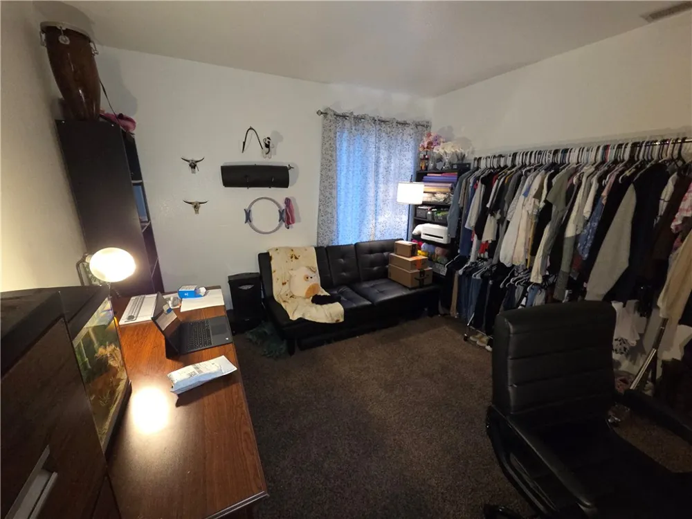577 North Street Corning, CA 96021
