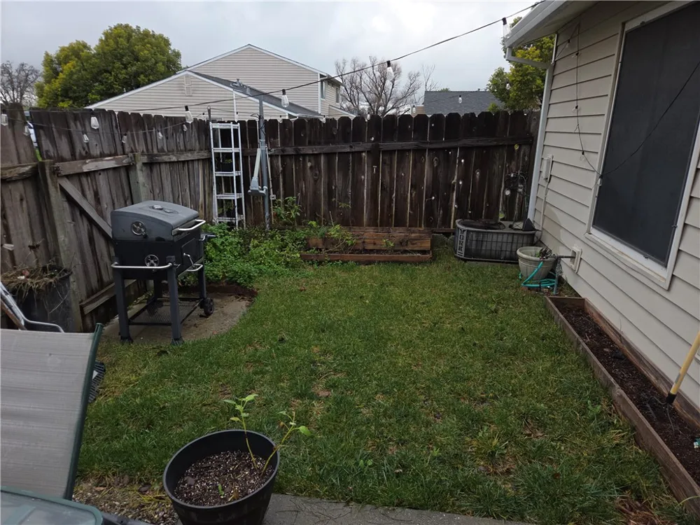577 North Street Corning, CA 96021