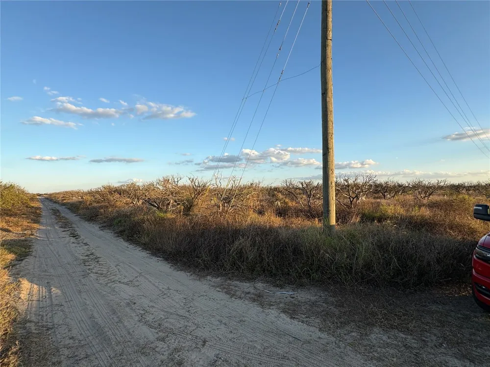 627 RAULERSON ROAD Frostproof, FL 33843