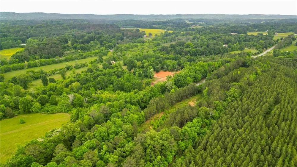 1509 Hall Station Road NW Adairsville, GA 30103