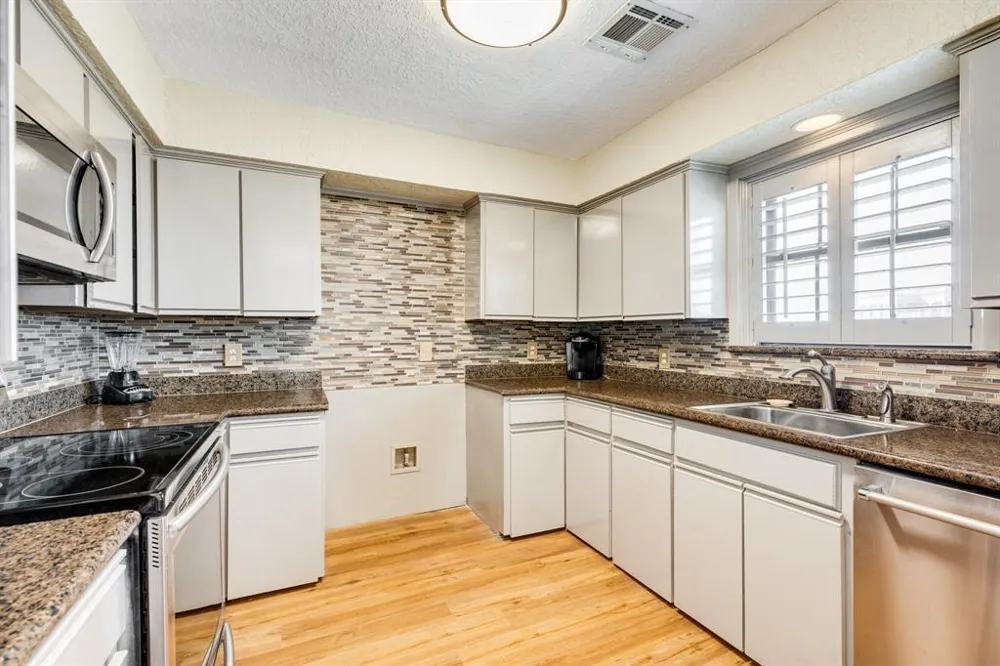 411 Sailfish Avenue #102 Freeport, TX 77541