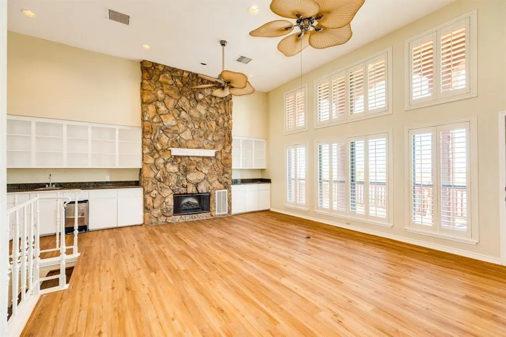 411 Sailfish Avenue #102 Freeport, TX 77541