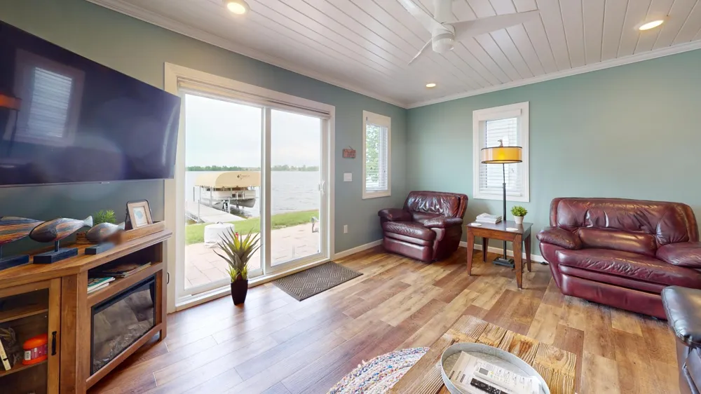 27096 Little Floyd Lake Road #1 Detroit Lakes, MN 56501