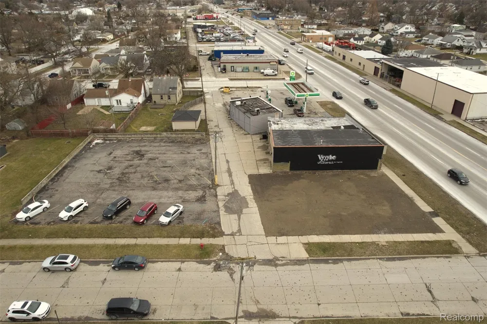 722 Southfield Road Lincoln Park City, MI 48146