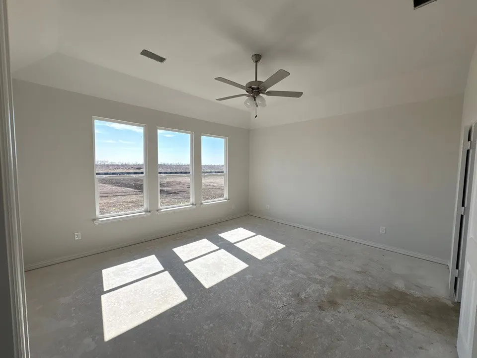 810 County Road 200 Valley View, TX 76272