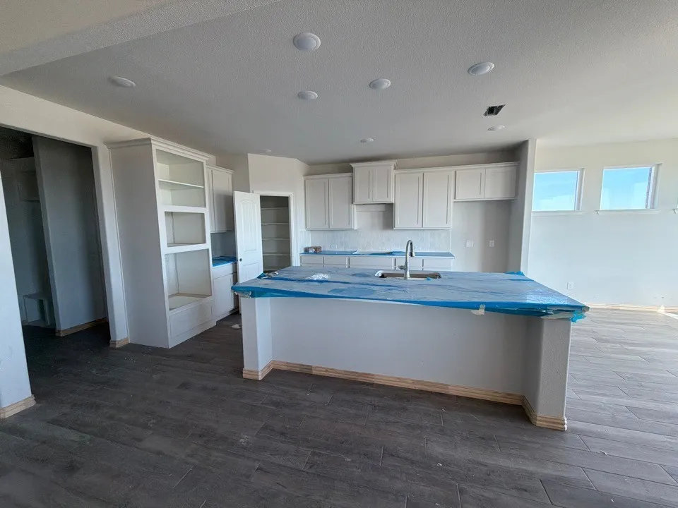 810 County Road 200 Valley View, TX 76272