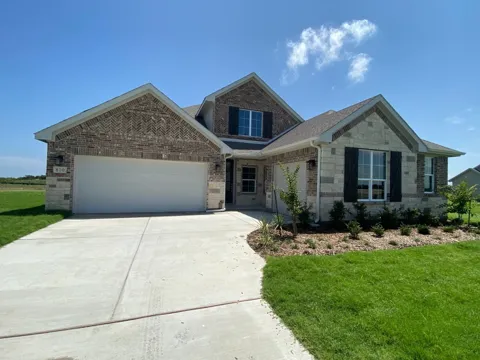 810 County Road 200