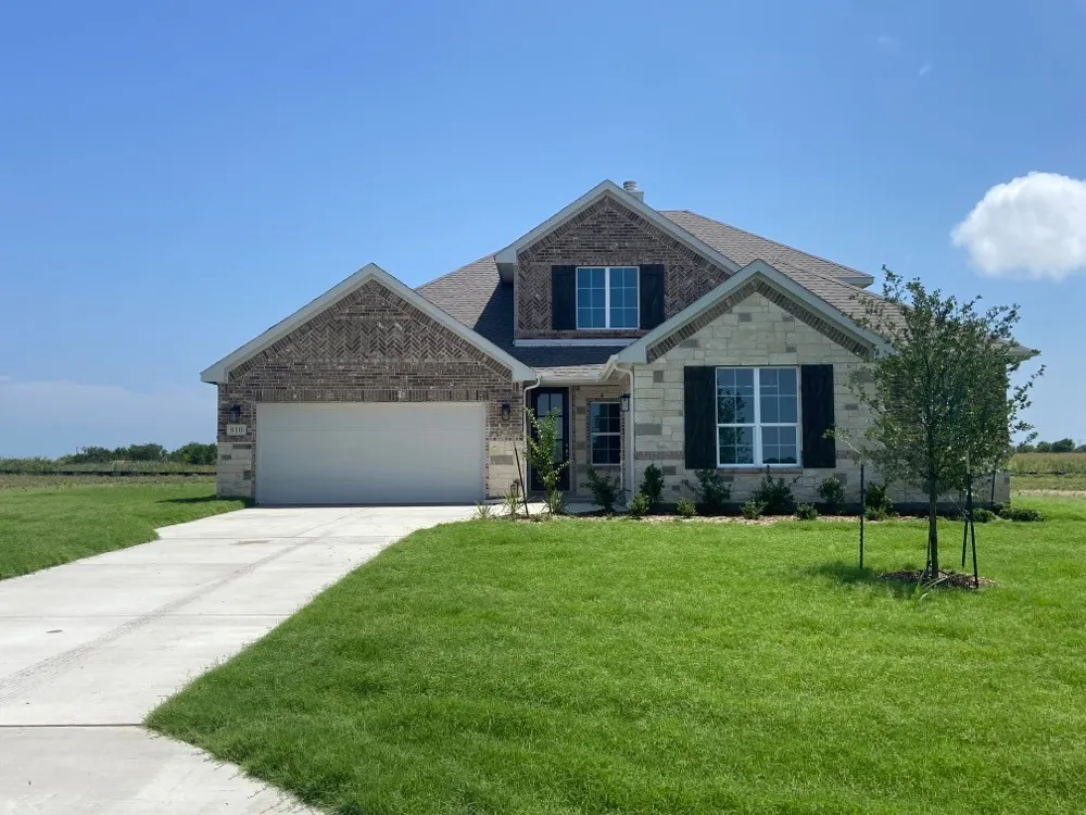 810 County Road 200 Valley View, TX 76272