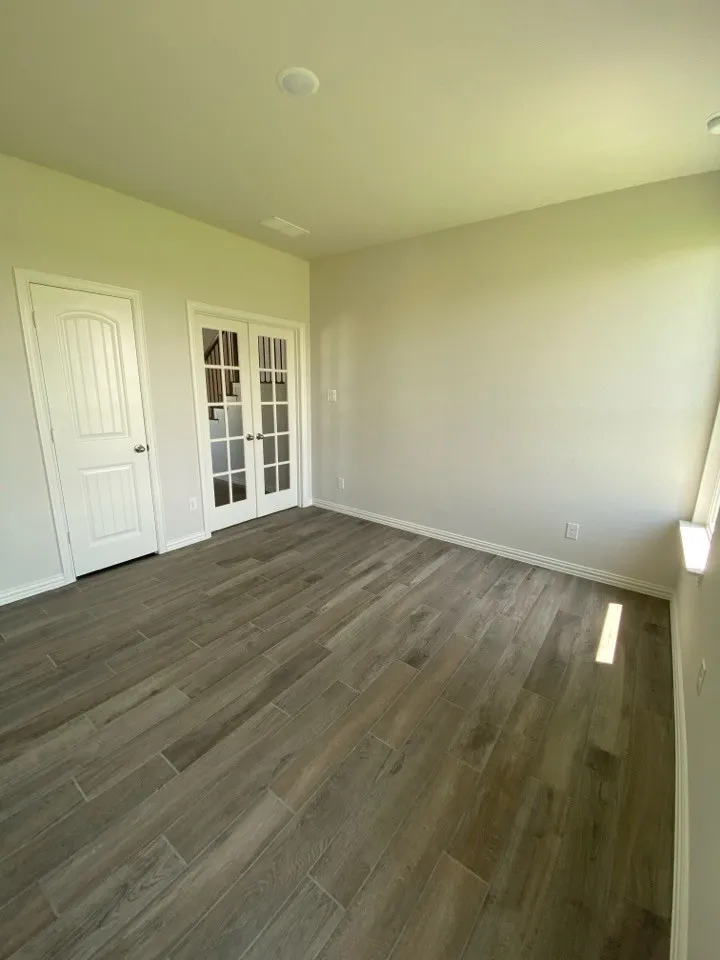 810 County Road 200 Valley View, TX 76272