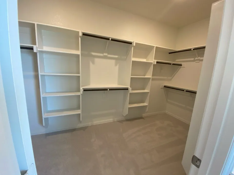 810 County Road 200 Valley View, TX 76272