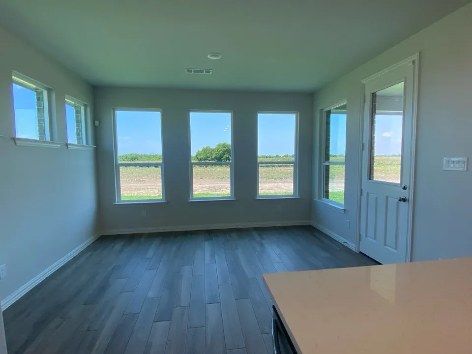 810 County Road 200 Valley View, TX 76272