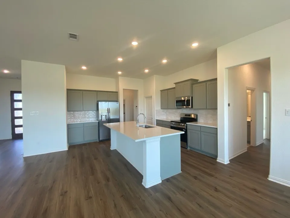 780 County Road 200 Valley View, TX 76272