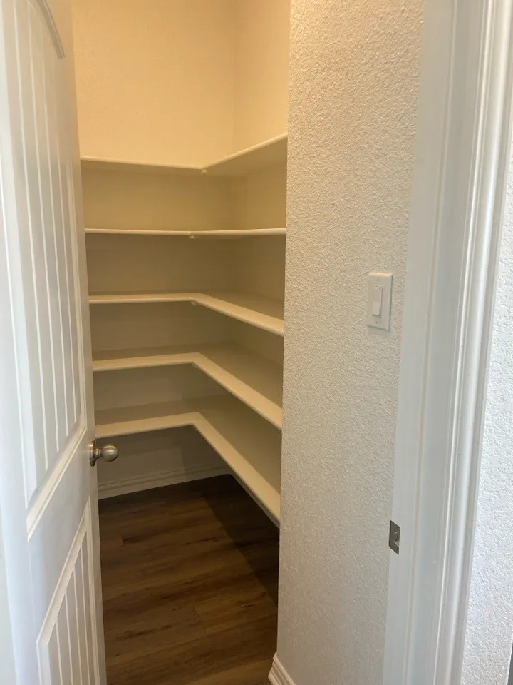 780 County Road 200 Valley View, TX 76272