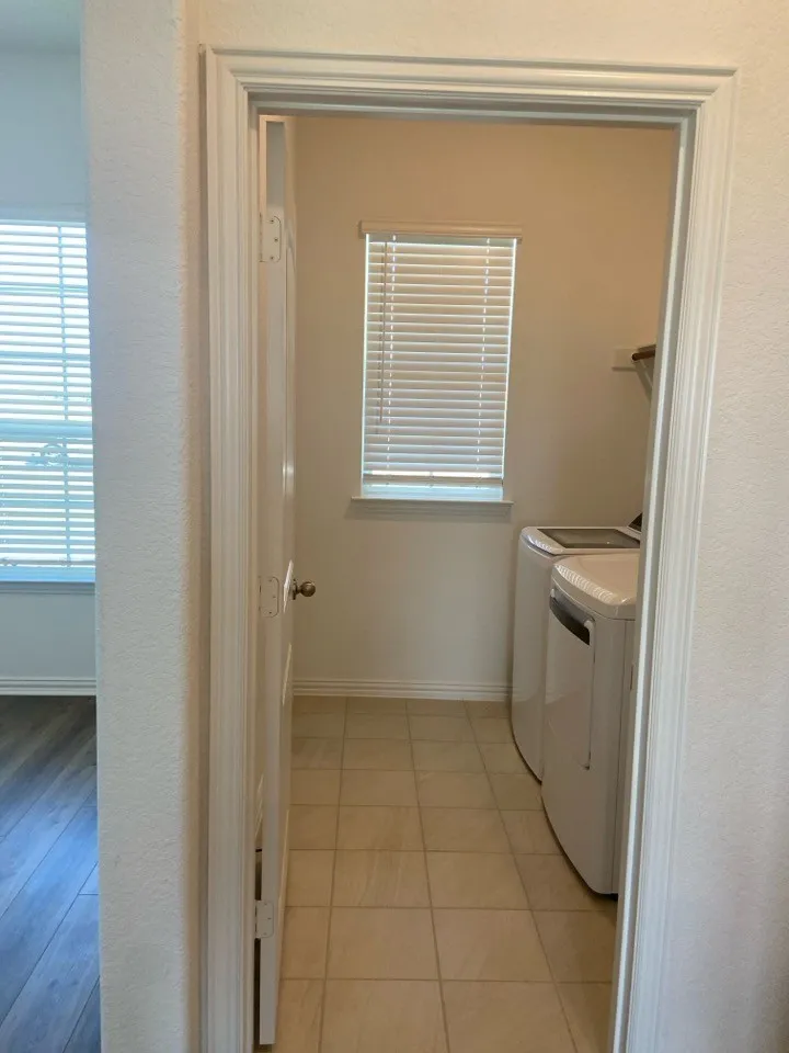 780 County Road 200 Valley View, TX 76272