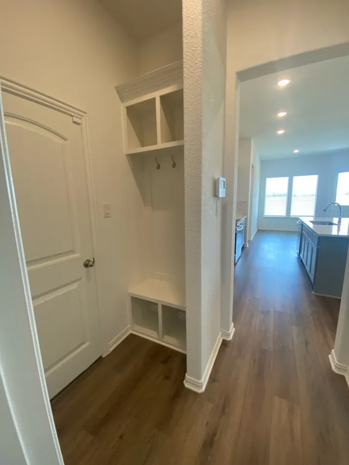 780 County Road 200 Valley View, TX 76272