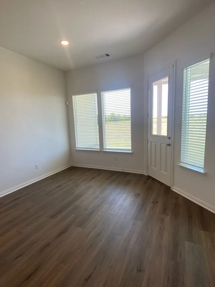780 County Road 200 Valley View, TX 76272