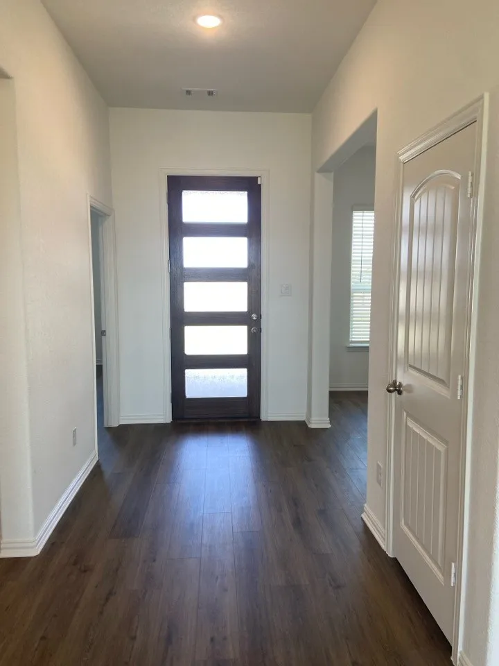 780 County Road 200 Valley View, TX 76272