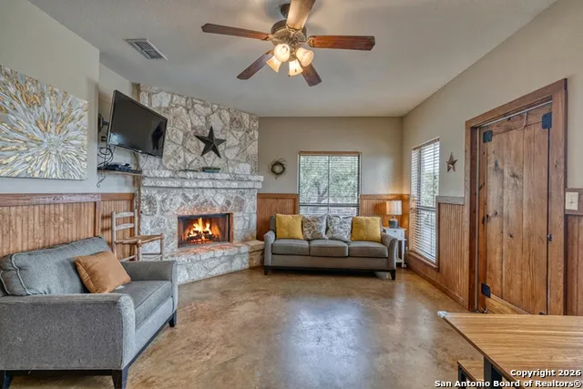 23525 us highway 83 #301 Concan, TX 78838