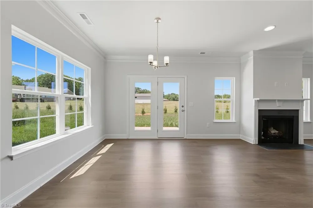 5352 Belmont Garden Drive Walkertown, NC 27051