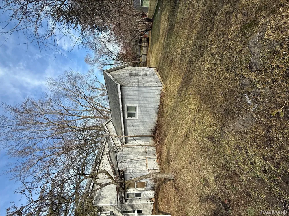 220 Pearl Street Pinckney Village, MI 48169