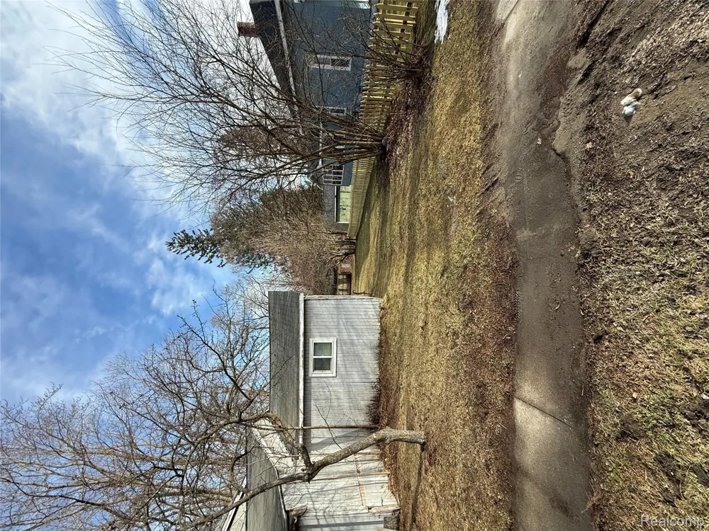 220 Pearl Street Pinckney Village, MI 48169