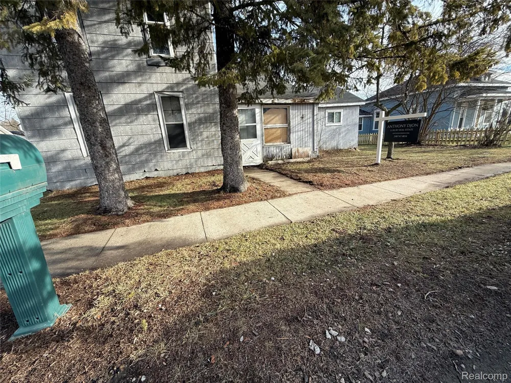 220 Pearl Street Pinckney Village, MI 48169