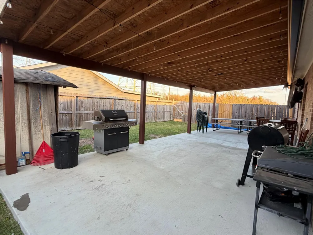 1005 9th Street E Galena Park, TX 77547