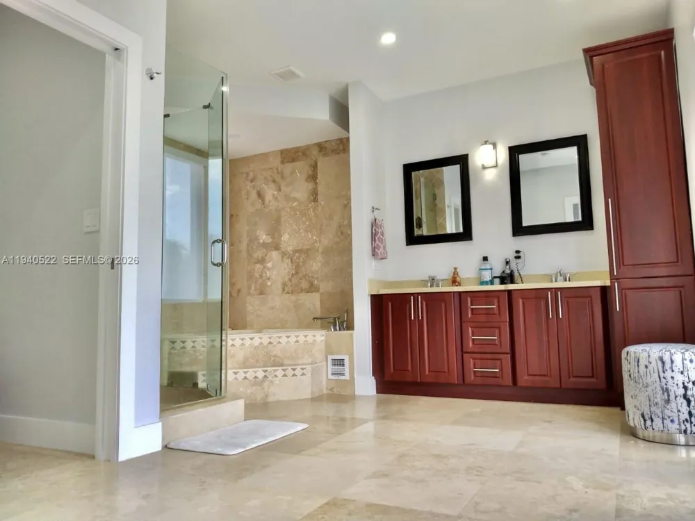 13240 Ortega Ln North Miami, FL 33181