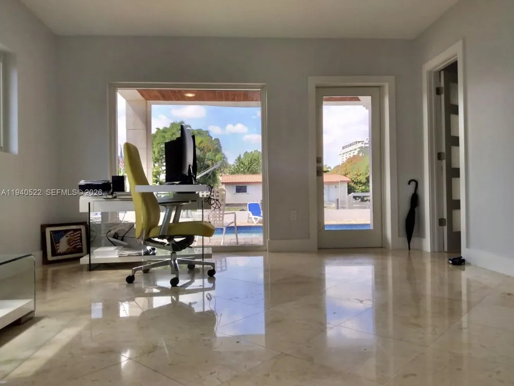 13240 Ortega Ln North Miami, FL 33181