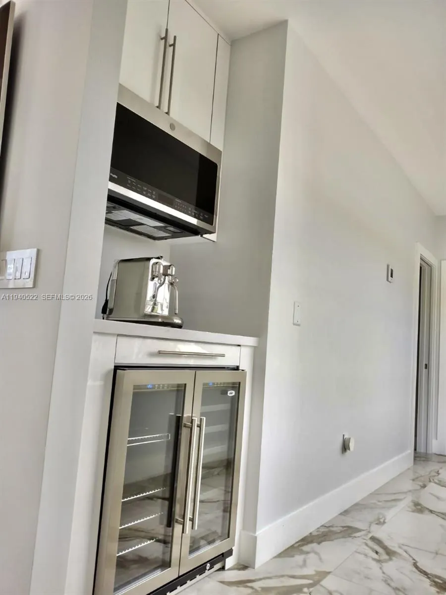 13240 Ortega Ln North Miami, FL 33181