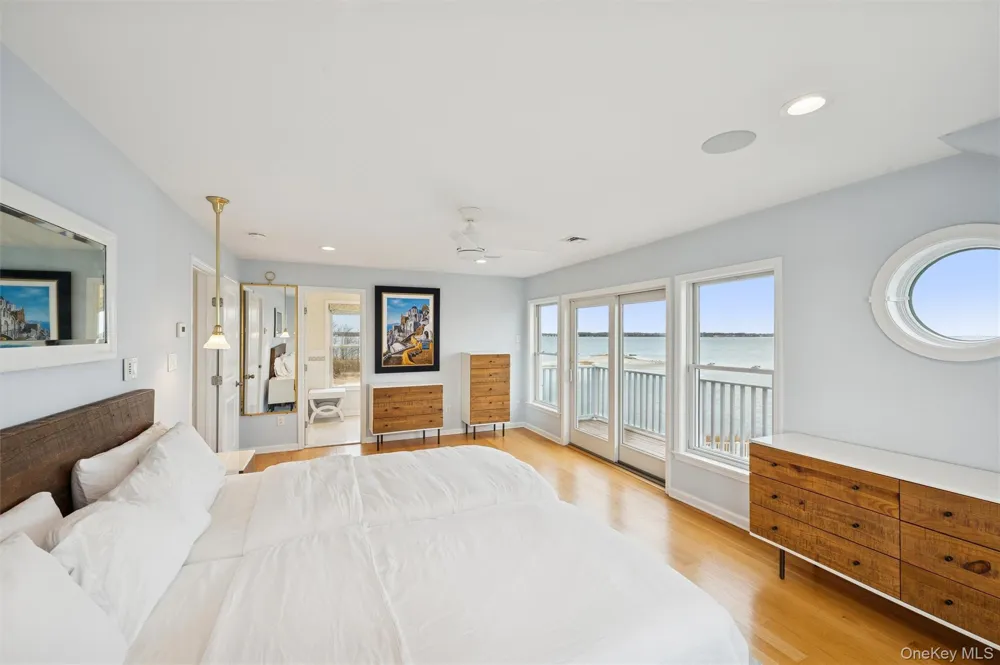 112 Pine Avenue Flanders, NY 11901