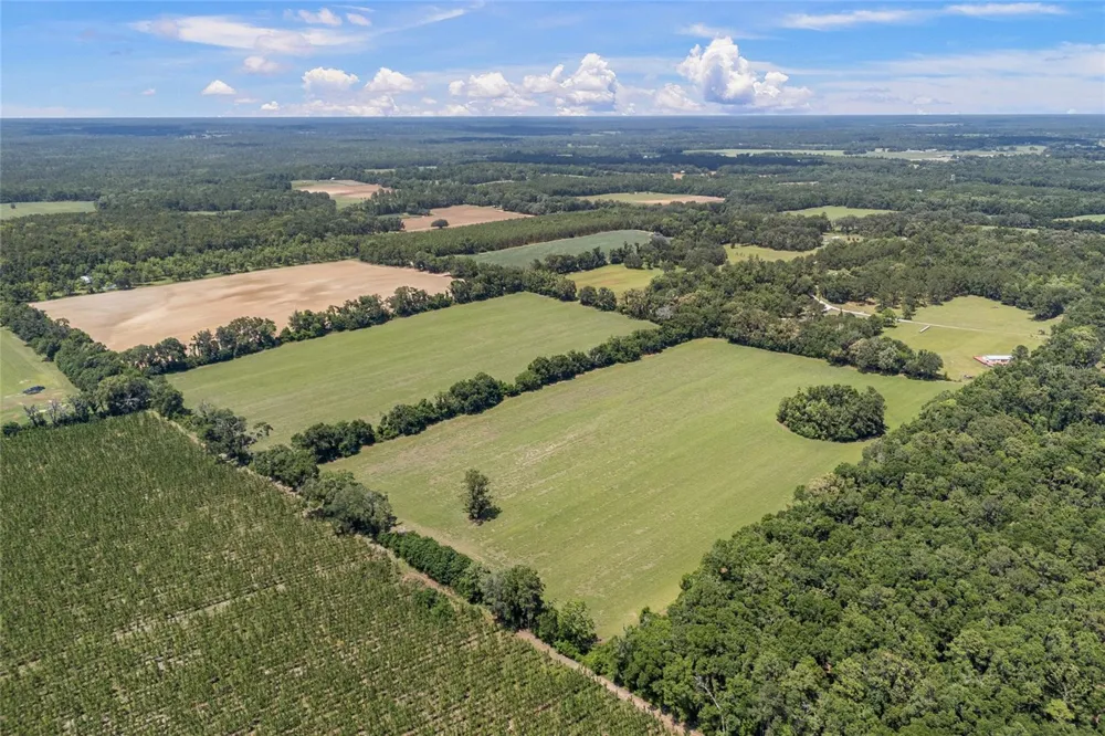 227TH DRIVE High Springs, FL 32643
