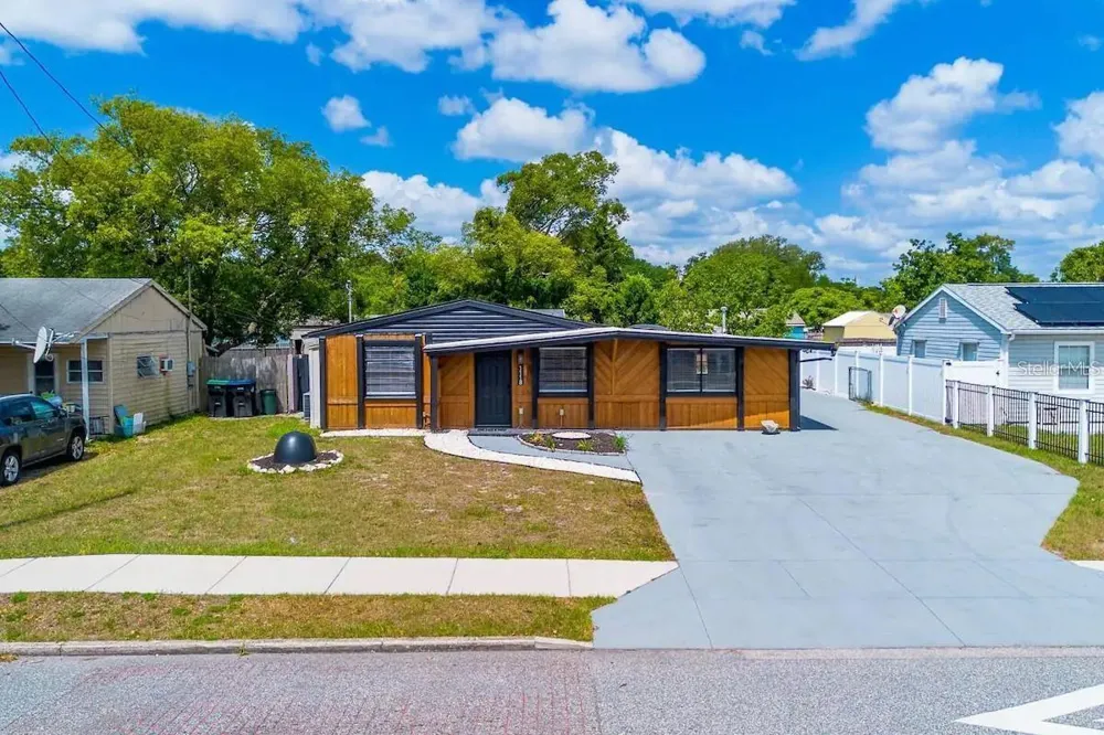 1118 OVERDALE STREET Orlando, FL 32825