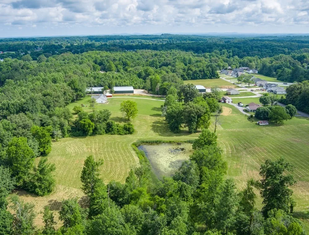 2390 Bowser Rd Cookeville, TN 38506
