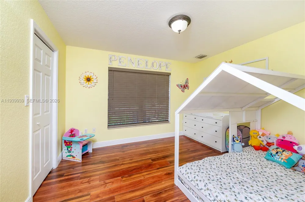 12851 Luray Rd Southwest Ranches, FL 33330
