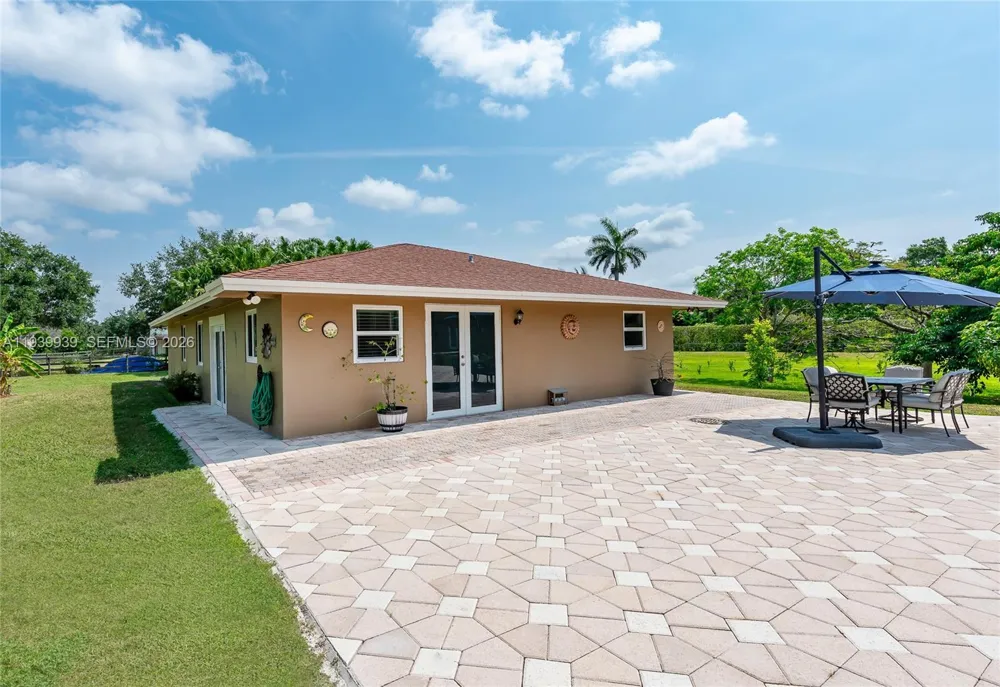 12851 Luray Rd Southwest Ranches, FL 33330