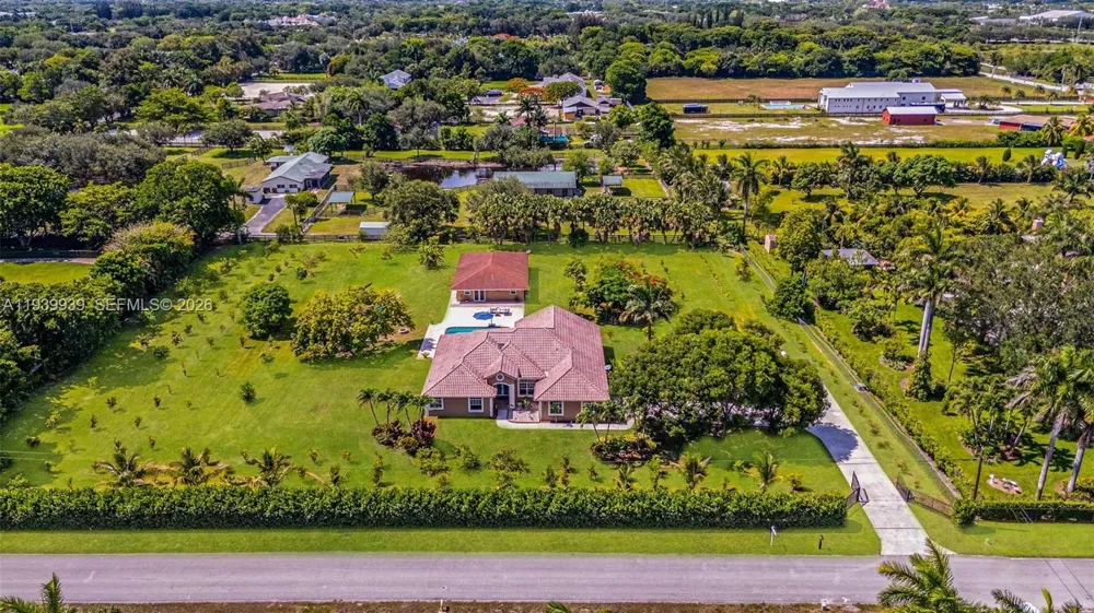 12851 Luray Rd Southwest Ranches, FL 33330