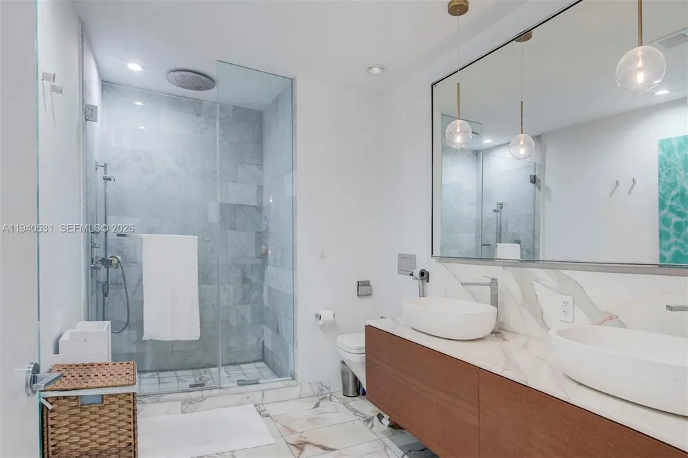 10201 Collins Ave #804 Bal Harbour, FL 33154