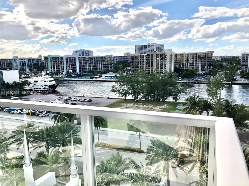 3101 S Ocean Dr #801 Hollywood, FL 33019