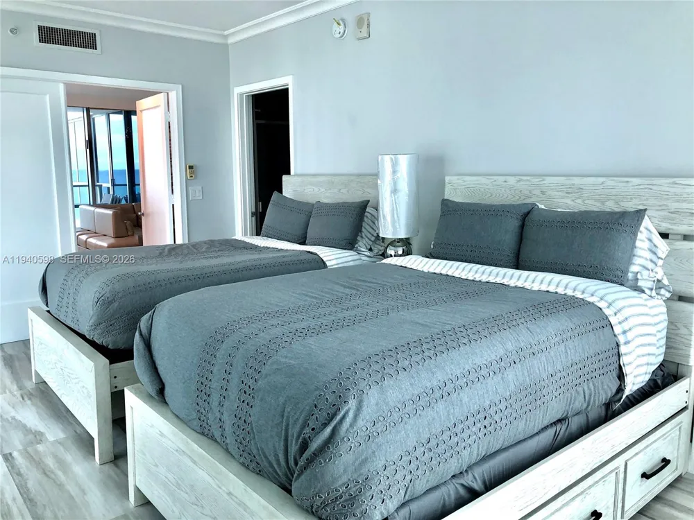 3101 S Ocean Dr #801 Hollywood, FL 33019