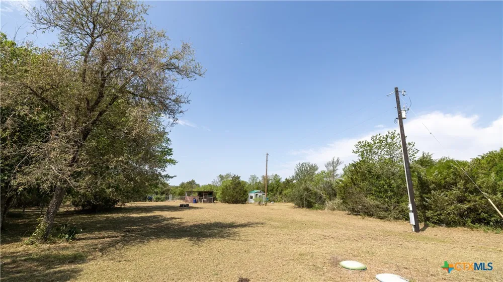 1400 Seminole Trail Dale, TX 78616