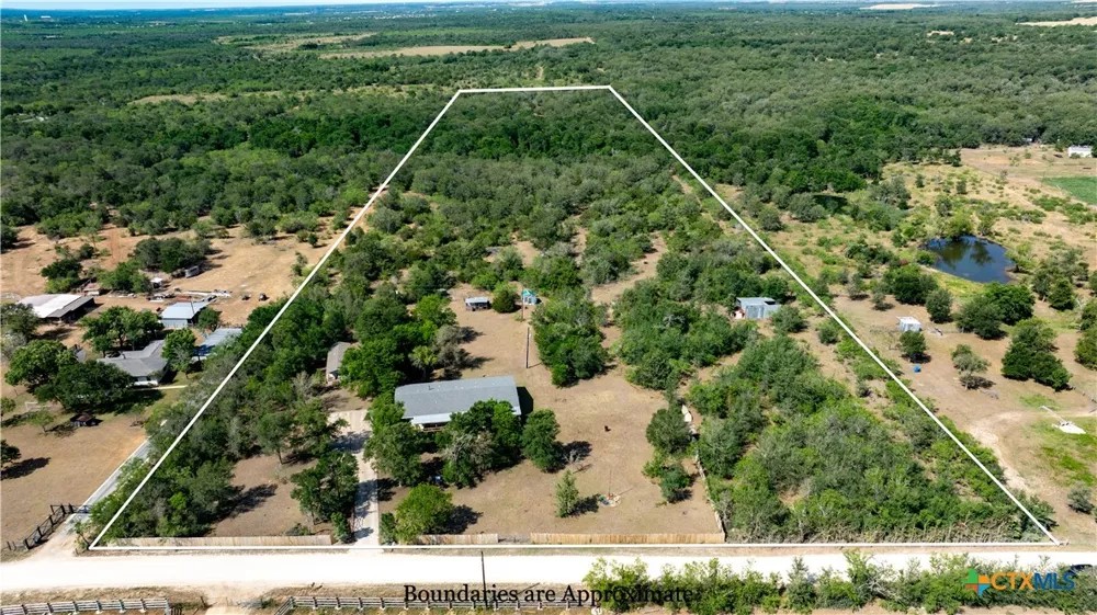 1400 Seminole Trail Dale, TX 78616