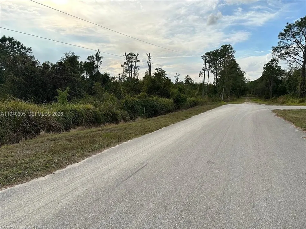 2301 S Avon Estates Blvd Avon Park, FL 33825