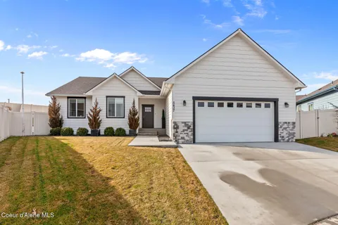 5437 W Gumwood Circle